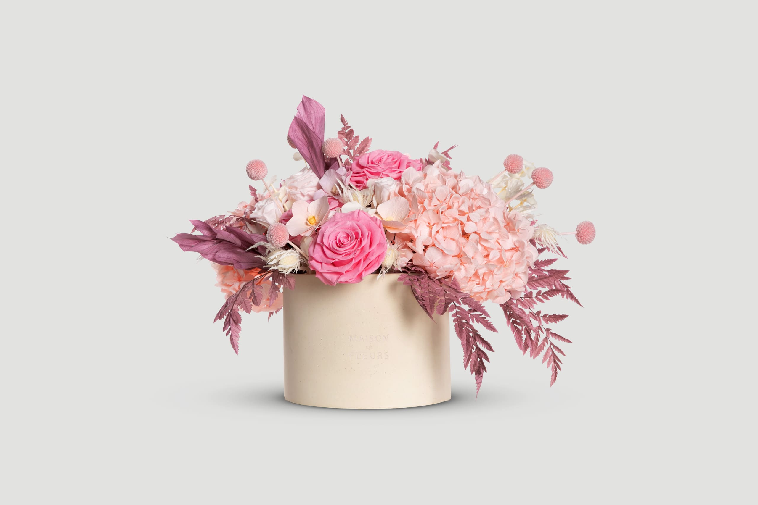 Fresh Pink Flowers Luxury Vase Dubai